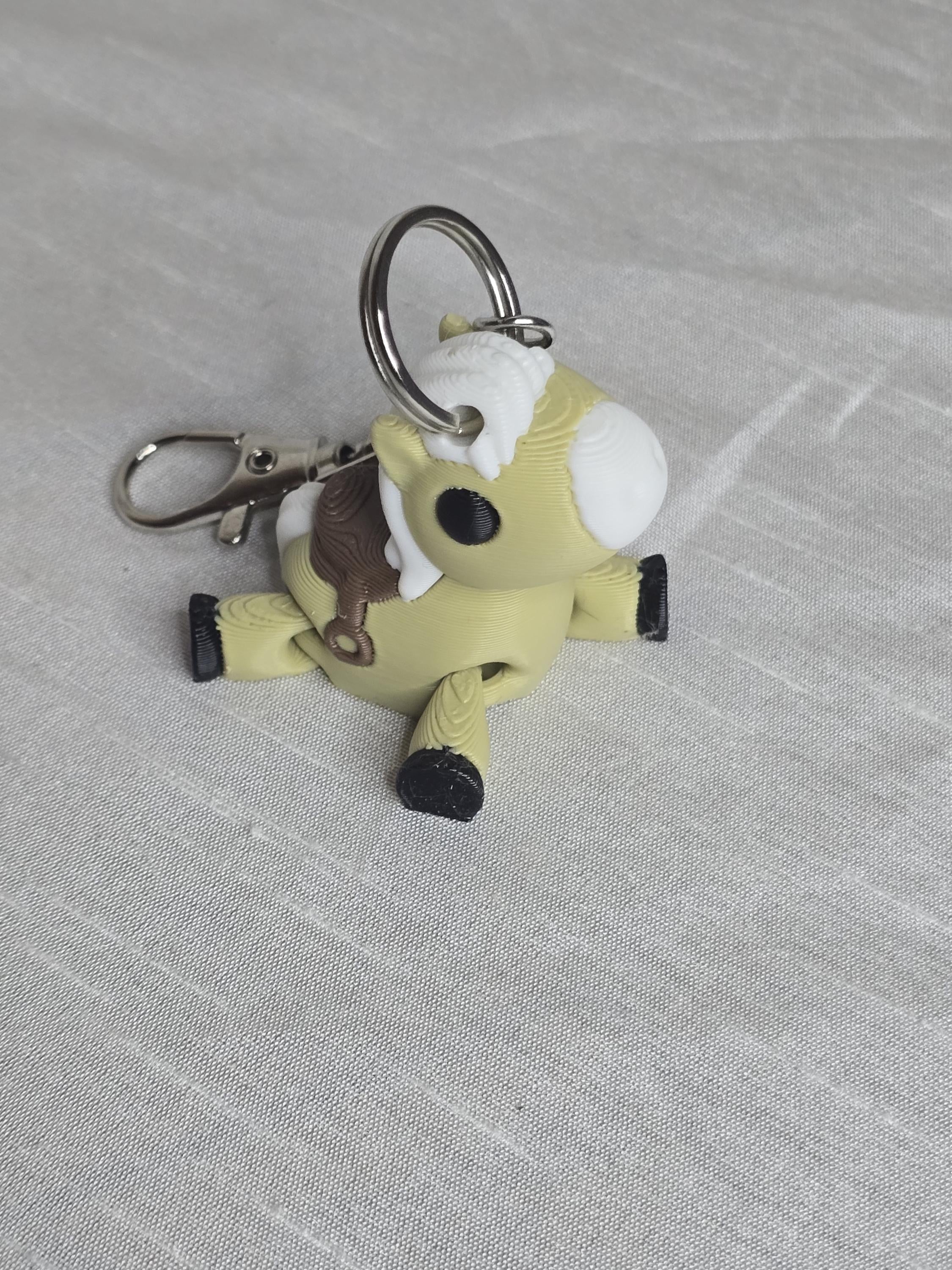 Palomino Horse with Saddle Keychain
